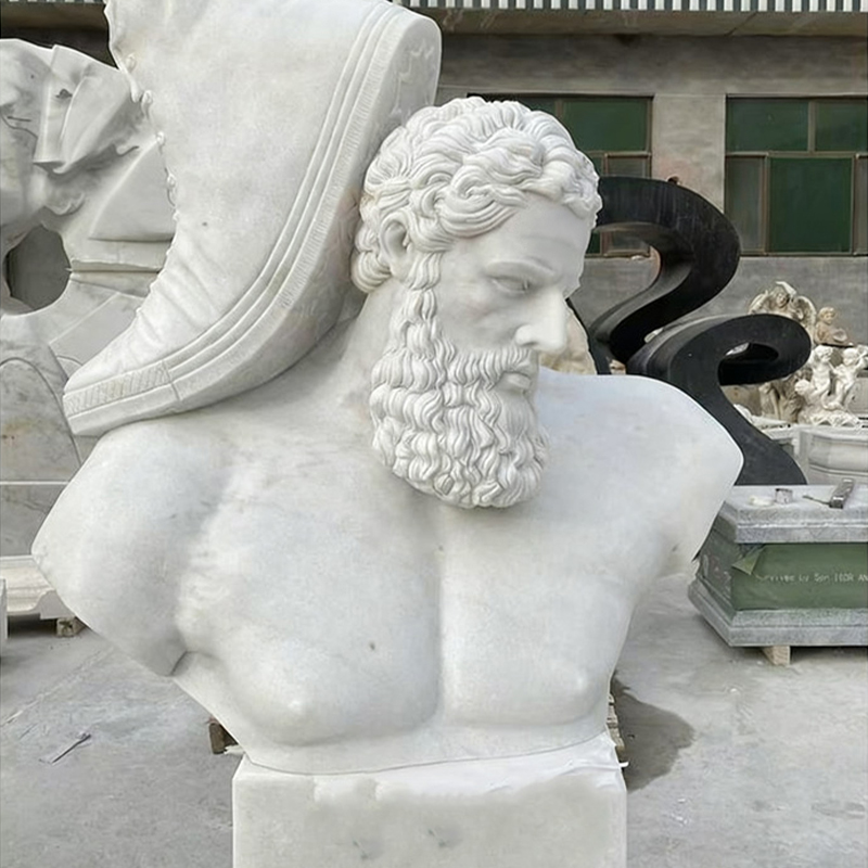 Naturalnej wielkości rzeźba człowieka z białego marmuru, ręcznie rzeźbiona